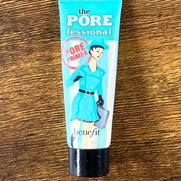 Benefit The POREfessional Pore Primer - Blue and Black - Picture 1 of 4